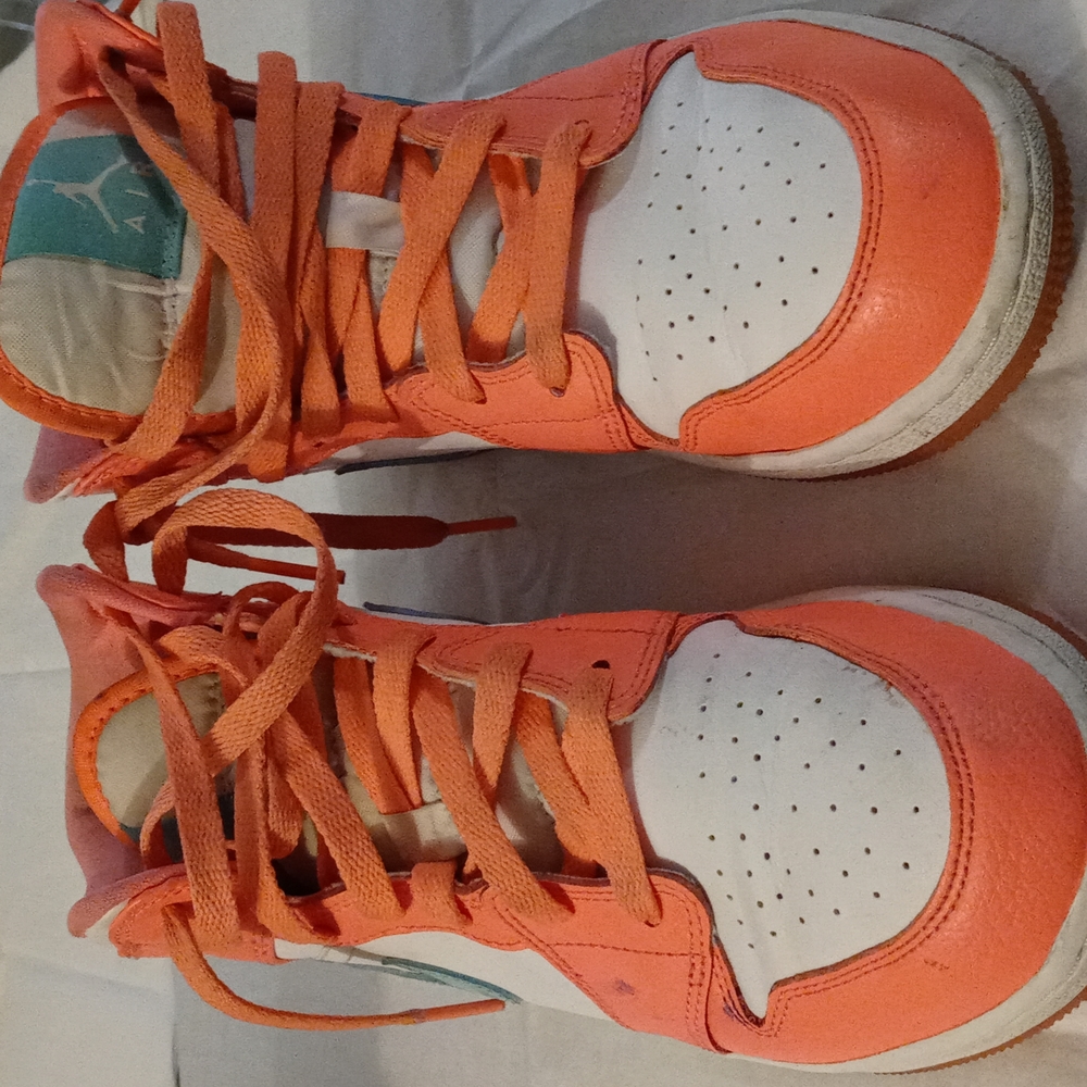 Nike shoes